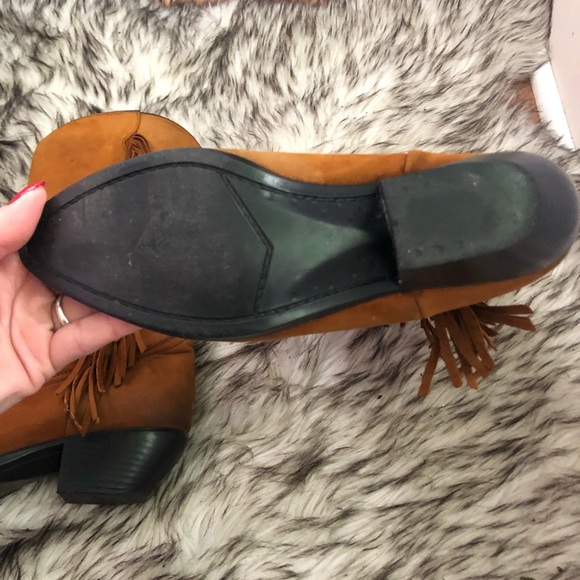 VINTAGE- Suede fringe boots, MaineWoods Brand - Picture 4 of 4